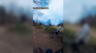 Bolestivá nehoda při skoku na kole