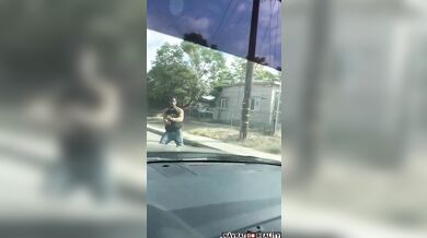 Jak sundat černocha z kapoty