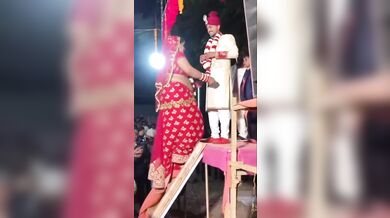 Zde přichází manželka...