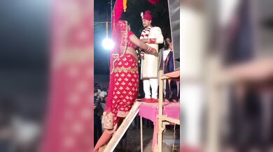 Zde přichází manželka...