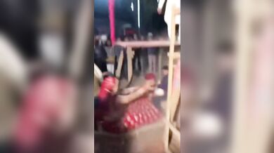 Zde přichází manželka...