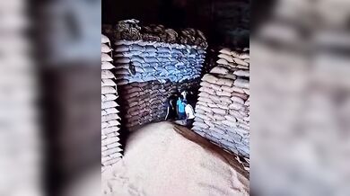 Smrtelná nehoda ve skladu v Indii