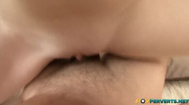 Pihatá zrzka Chloe Taylor ho donutí uvést do orgasmu svými velkými přírodními prsy