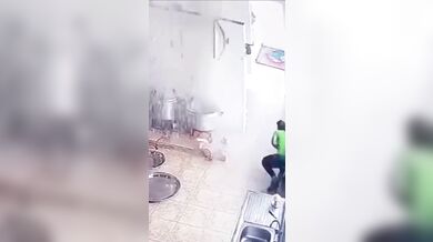 Nehoda s tlakovým hrncem v kuchyni