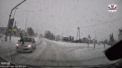 Sražení nezletilé dívky na přechodu