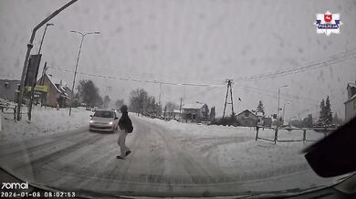 Sražení nezletilé dívky na přechodu