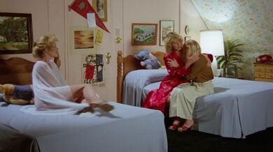 Nevinné teenagerky 39, zkažené roztomilé dívky s copánky, první souložit s školačkou, vintage klasika - Kompilace