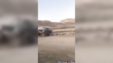 Nepovedený drag racing s terénním vozidlem