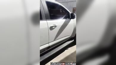 Pokus o přepravu hromady cihel pickupem