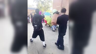 Originální pouliční rvačka