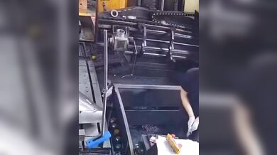 Pracovní nehoda #355 - Jak přijít o prst