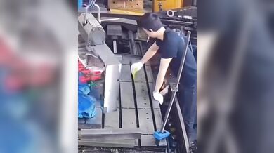 Pracovní nehoda #355 - Jak přijít o prst