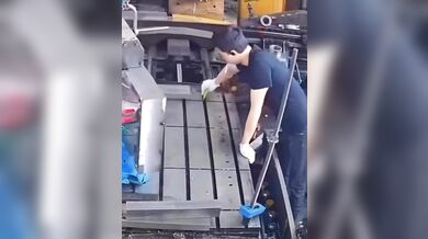 Pracovní nehoda #355 - Jak přijít o prst