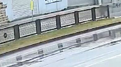 Smrtelná nehoda na přechodu pro chodce v turecké Adaně