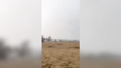 Tři američtí chlapci zasaženi bleskem na pláži