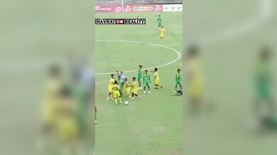 Brutální faul v indonéské lize skončil doživotním zákazem fotbalu