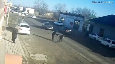 Sražení chlapce při pokusu o přeběhnutí silnice