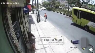 Tragická nehoda v Arequipě: Senior zemřel po srážce s minibusem