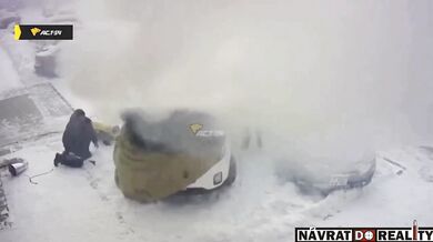 Důkladné zahřátí vymrzlého vozidla