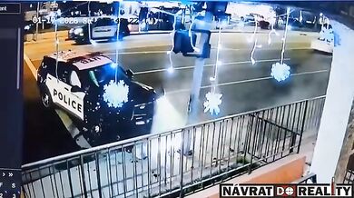 Policejní vůz srazil seniora na přechodu