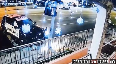 Policejní vůz srazil seniora na přechodu