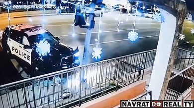 Policejní vůz srazil seniora na přechodu