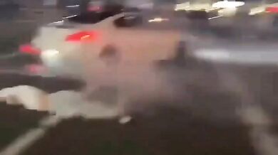 Sražená během nelegálního pouličního driftování