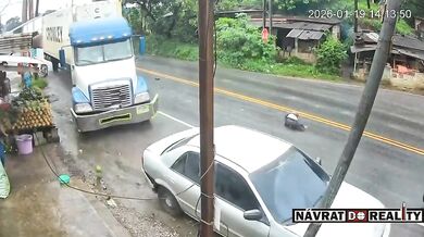 Smrtelná nehoda motorkáře u Puerto Barrios v Guatemale