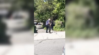 Konflikt mezi starším a mladším agresorem