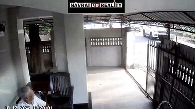 Střet motorkáře s odbočujícím SUV