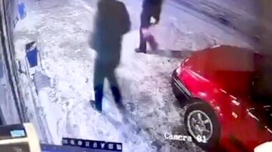 Když zapomeneš na ruční brzdu...