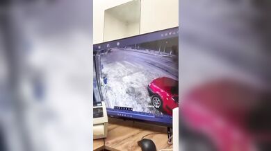 Když zapomeneš na ruční brzdu...