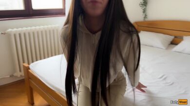 Průvodčí tramvaje dostane prachy za sex s cizím chlapem