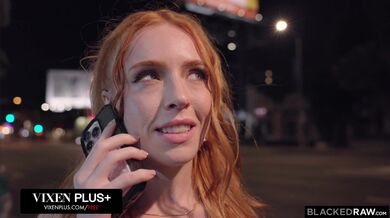 Drobná zrzka Madi Collins dostává naloženo do všech děr ve svém prvním BBC gangbangu