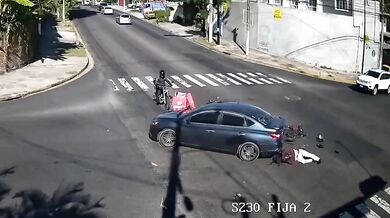 Hromadná nehoda motocyklů