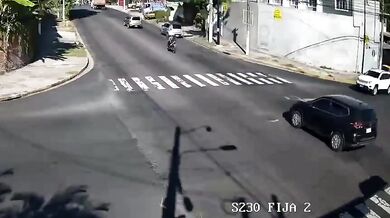 Hromadná nehoda motocyklů