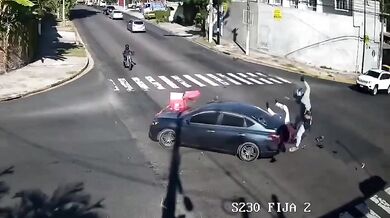 Hromadná nehoda motocyklů