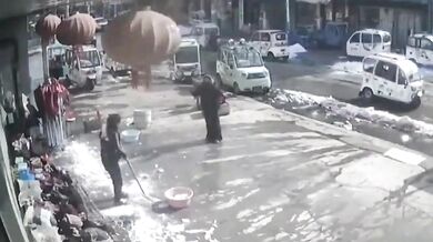 Špatný den na odklízení sněhu