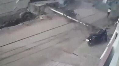 O fous #577 – Únik před padajícím elektrickým sloupem