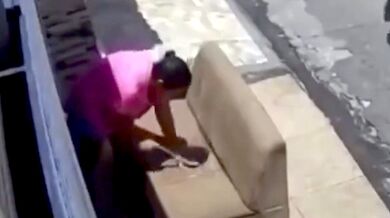 Důkladné vyčištění gauče