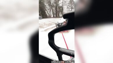 Blbnutí na zledovatělé silnici