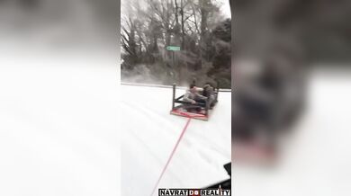 Blbnutí na zledovatělé silnici