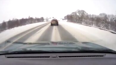 Tragická dopravní nehoda si vyžádala životy všech čtyř členů posádky osobního automobilu