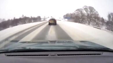 Tragická dopravní nehoda si vyžádala životy všech čtyř členů posádky osobního automobilu