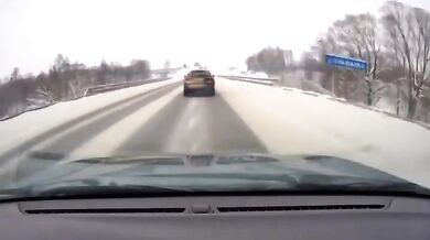 Tragická dopravní nehoda si vyžádala životy všech čtyř členů posádky osobního automobilu