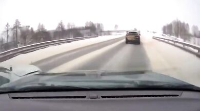 Tragická dopravní nehoda si vyžádala životy všech čtyř členů posádky osobního automobilu