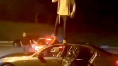 Seskakování z auta