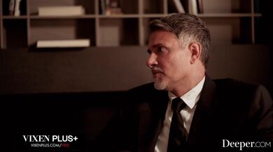 Gabbie Carter skončila v brutálním sevření a nechala si vymrdat obě dírky dvěma tlustými kládami