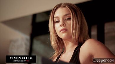 Gabbie Carter skončila v brutálním sevření a nechala si vymrdat obě dírky dvěma tlustými kládami