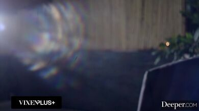 Gabbie Carter skončila v brutálním sevření a nechala si vymrdat obě dírky dvěma tlustými kládami